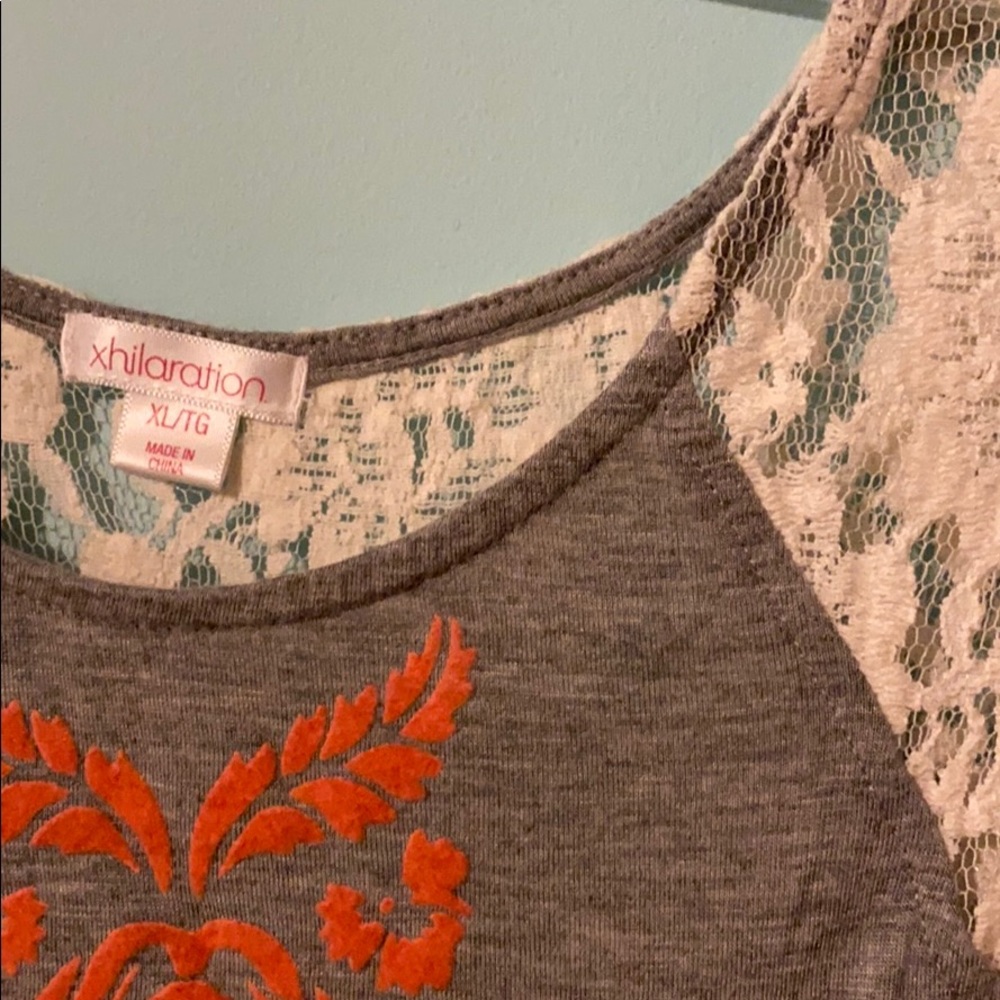 Sleeveless Top - Picture 3 of 5